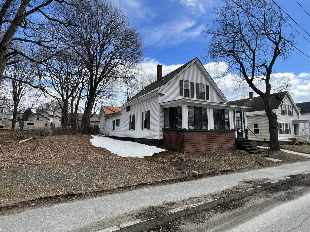 34 Mulberry Street Claremont NH 03743