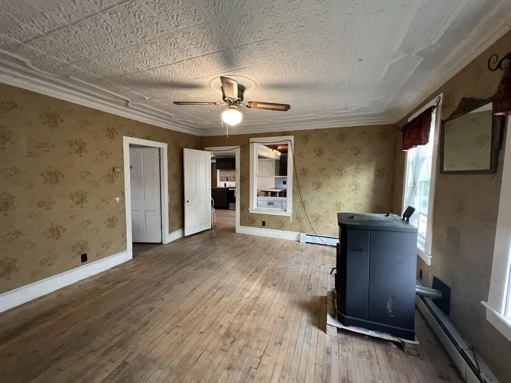34 Mulberry Street Claremont NH 03743