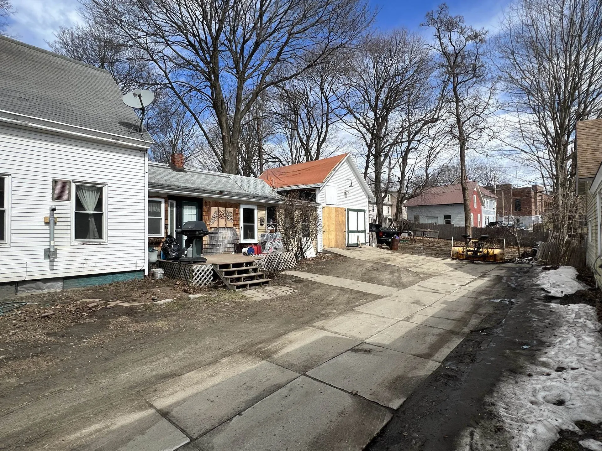 34 Mulberry Street Claremont NH 03743