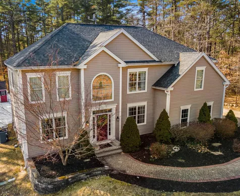 4 Candlewood Road Windham NH 03087