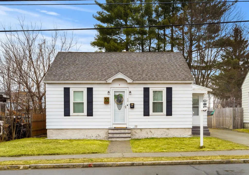52 Vinton Street Manchester NH 03103