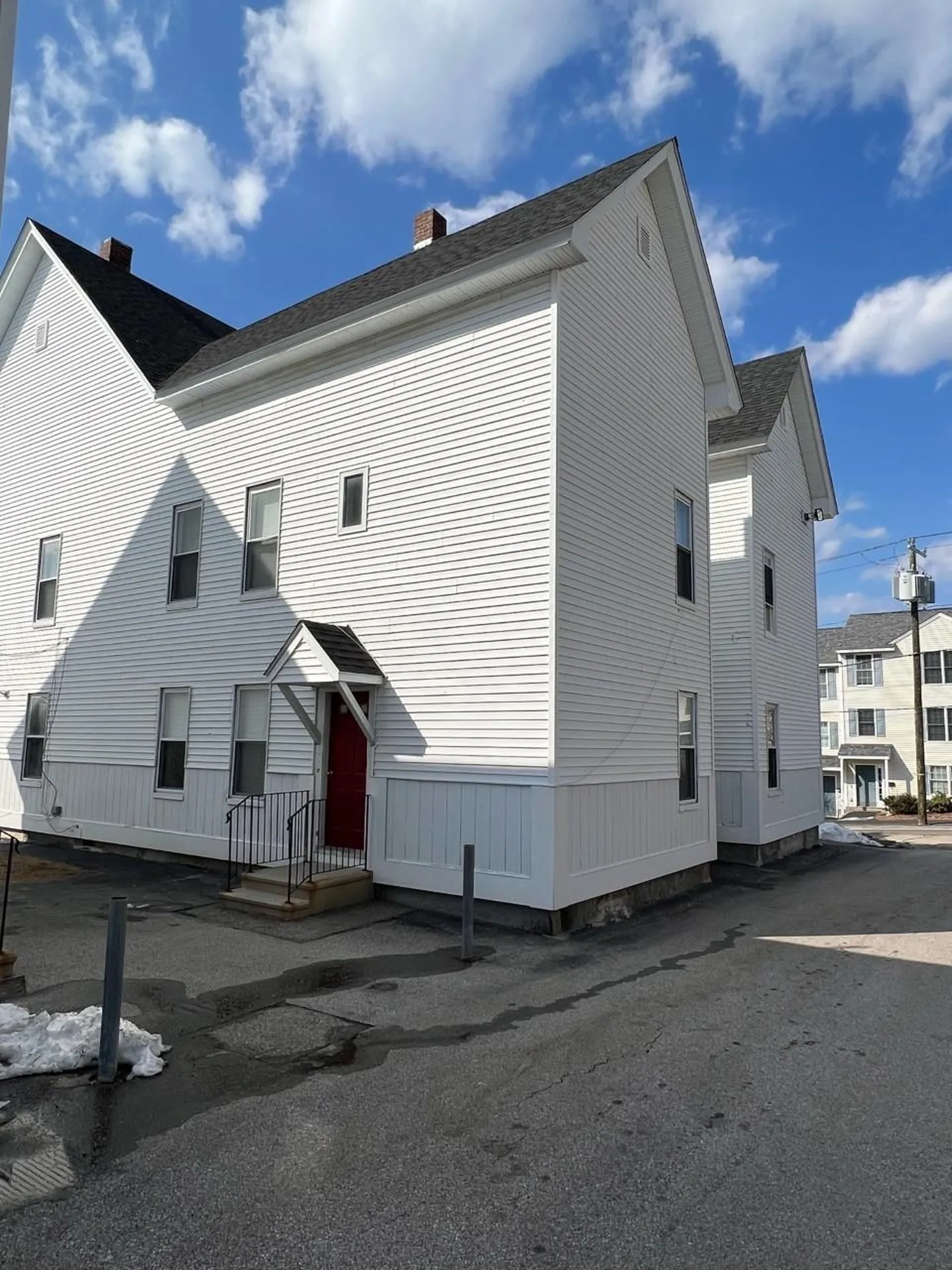 157 Wilson Street Manchester NH 03103