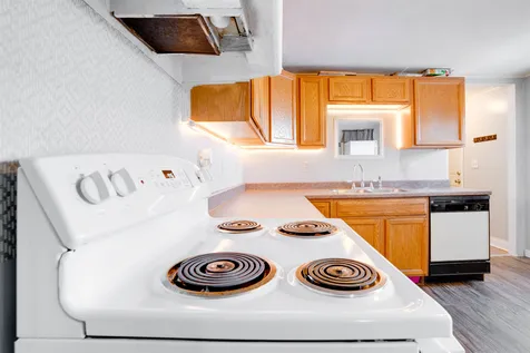 7 Elliott Street Laconia NH 03246