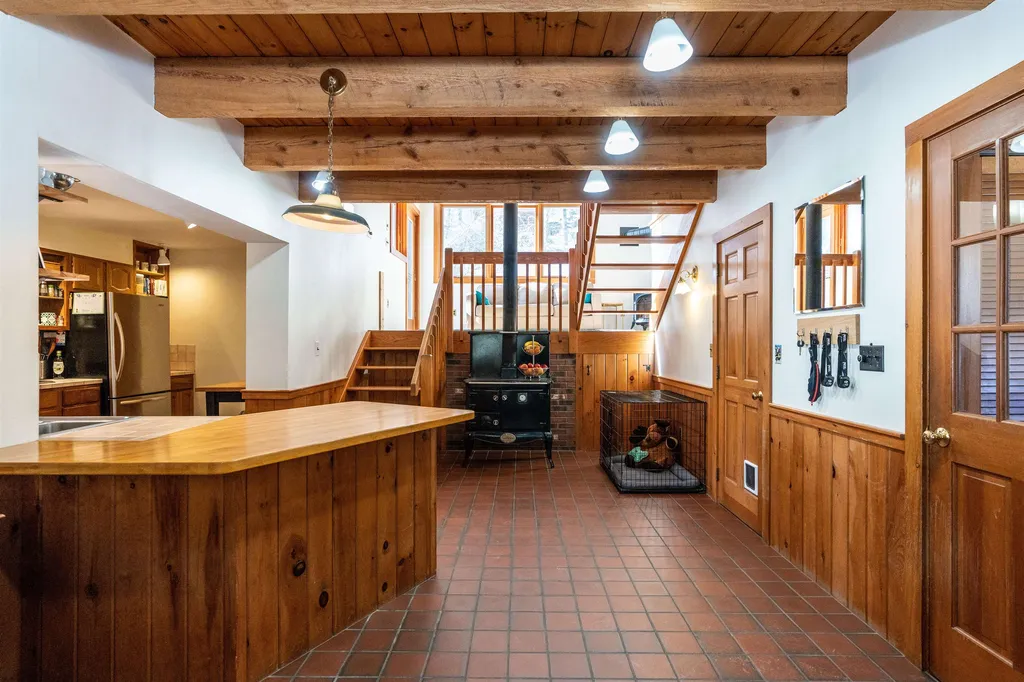 687 Faybrook Road Sharon VT 05065