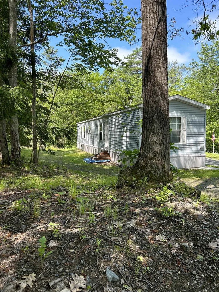 96 Costello Road Hartford VT 05001