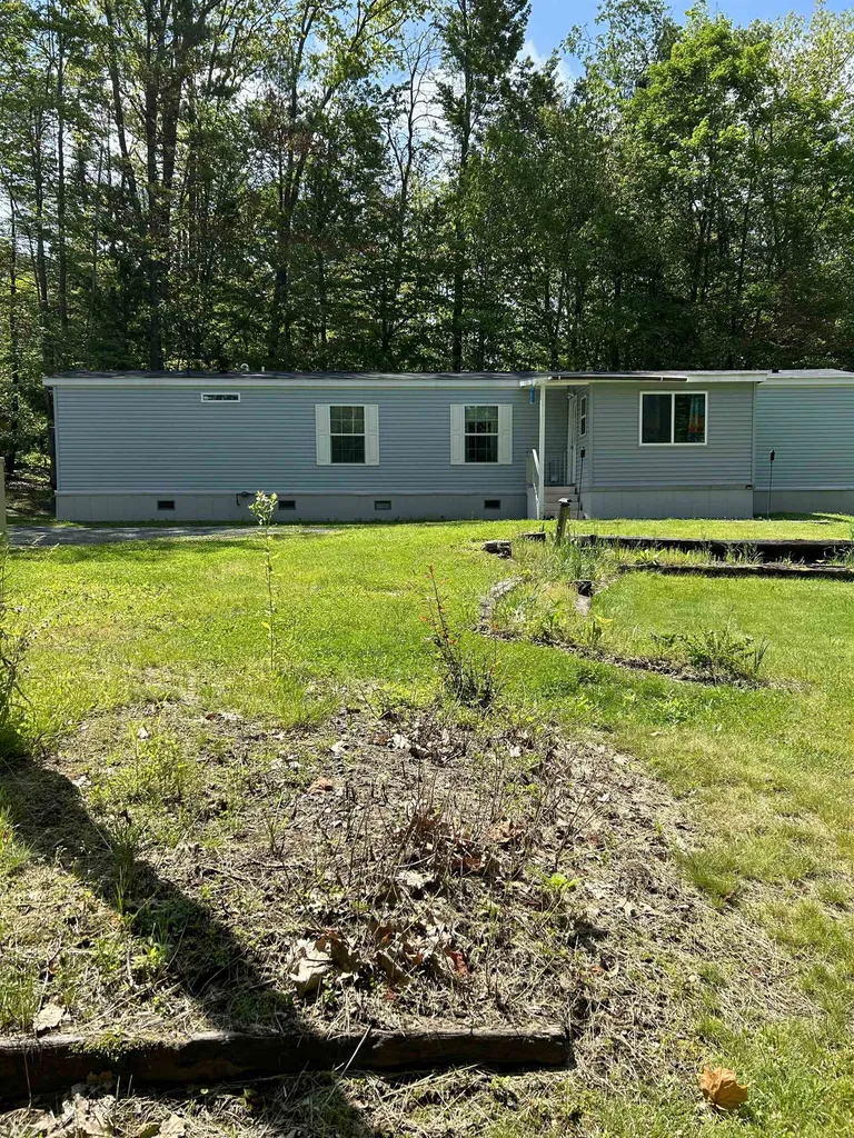 96 Costello Road Hartford VT 05001