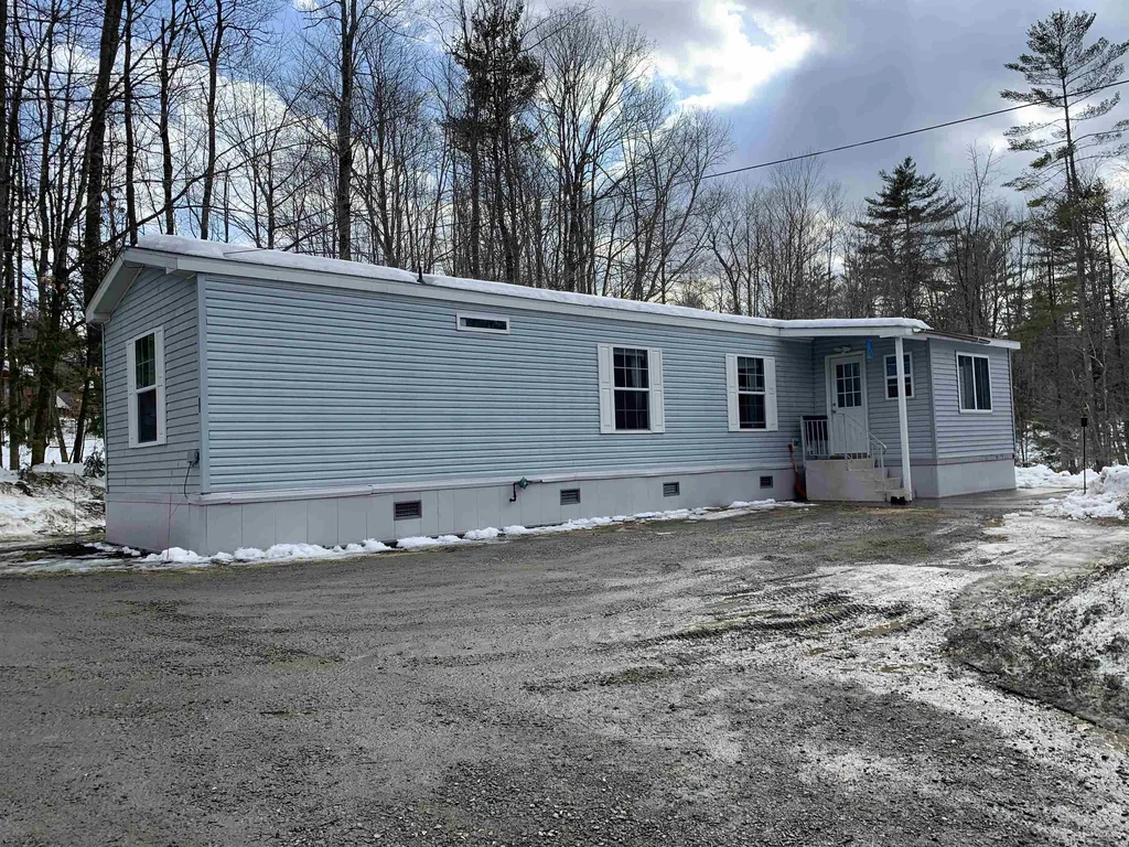 96 Costello Road Hartford VT 05001