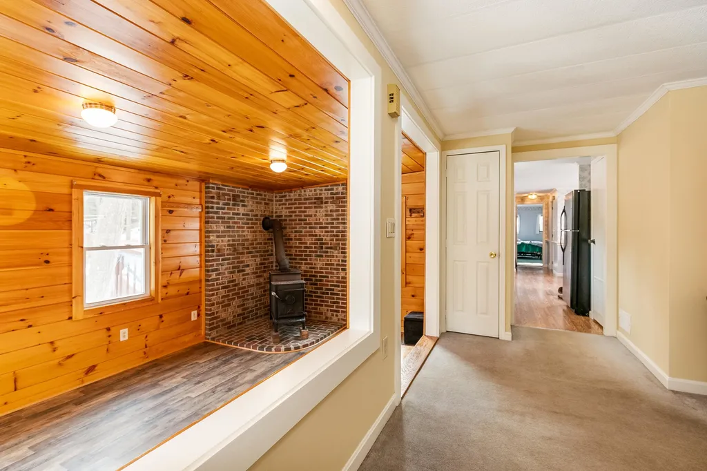 744 Battle Street Webster NH 03303