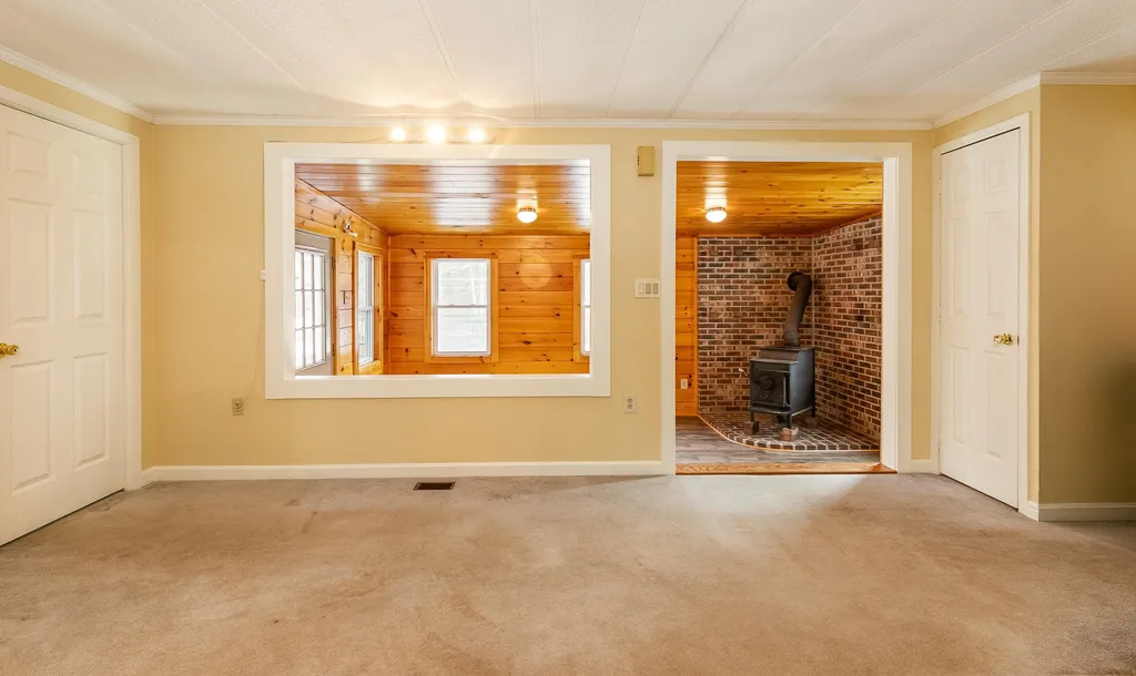 744 Battle Street Webster NH 03303