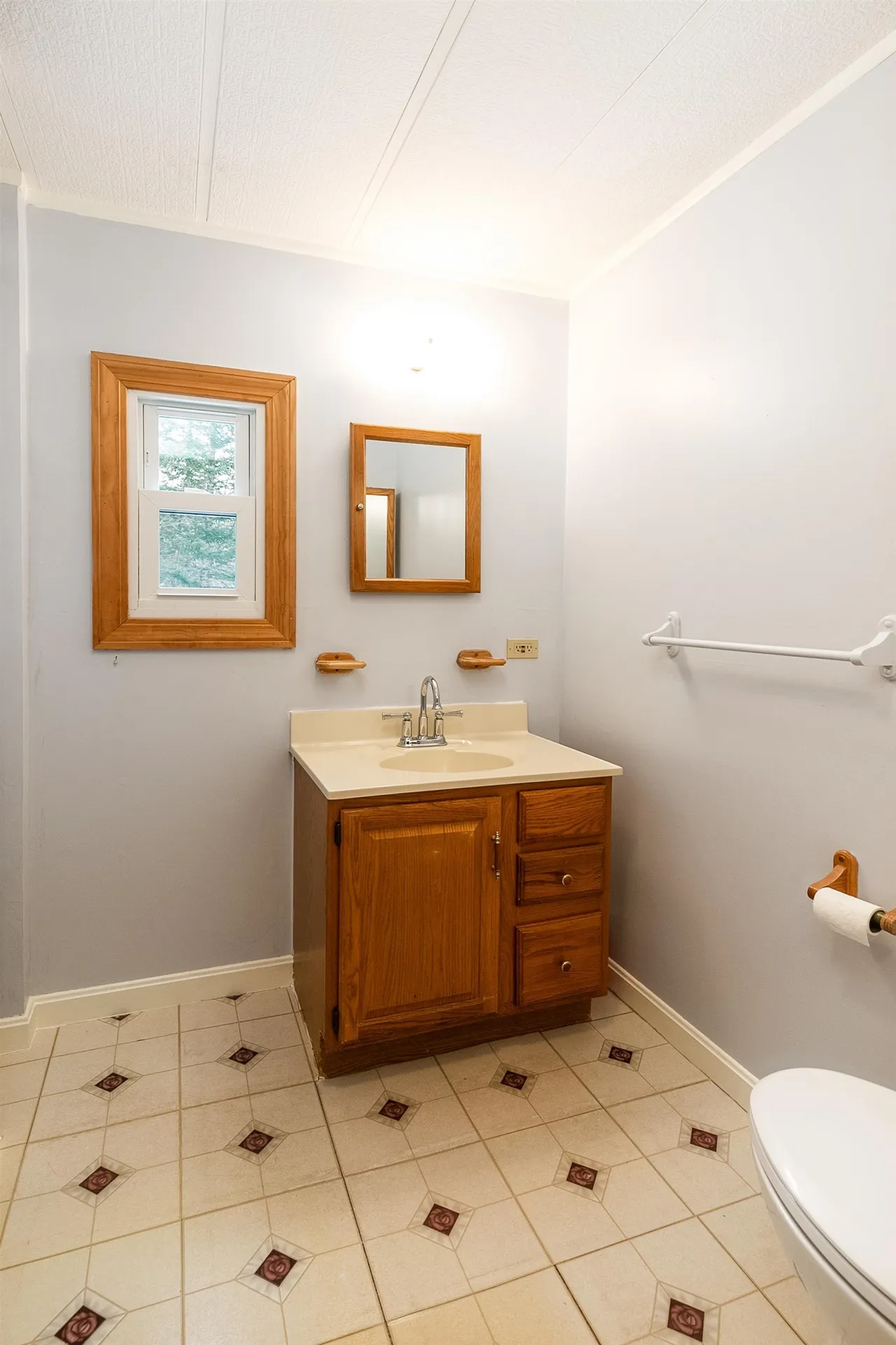 744 Battle Street Webster NH 03303