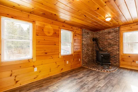 744 Battle Street Webster NH 03303