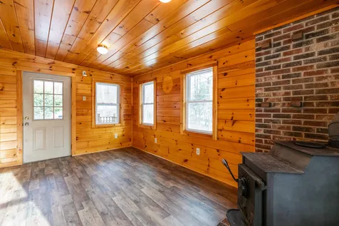 744 Battle Street Webster NH 03303