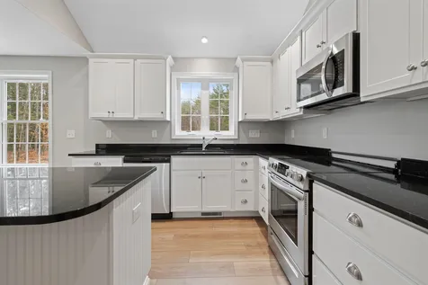 7 Sparrow Lane Laconia NH 03246