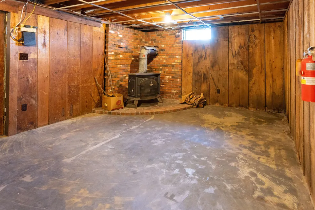 2100 Brushwood Road Haverhill NH 03780