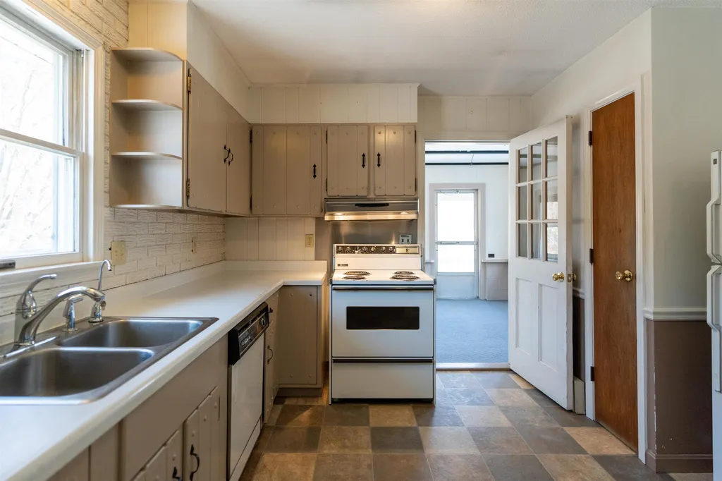 2100 Brushwood Road Haverhill NH 03780
