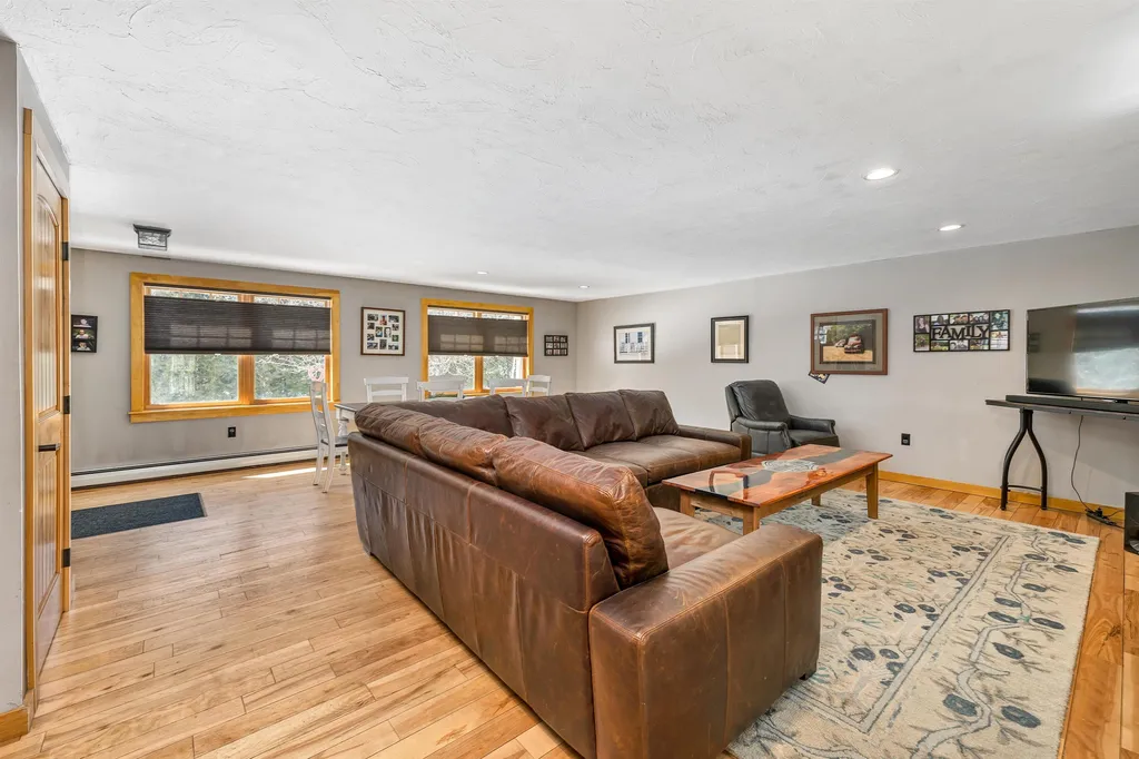 77 Hatch Corner Road Meredith NH 03253