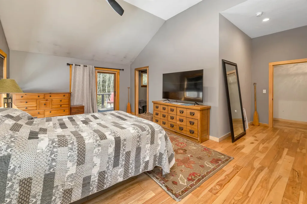 77 Hatch Corner Road Meredith NH 03253