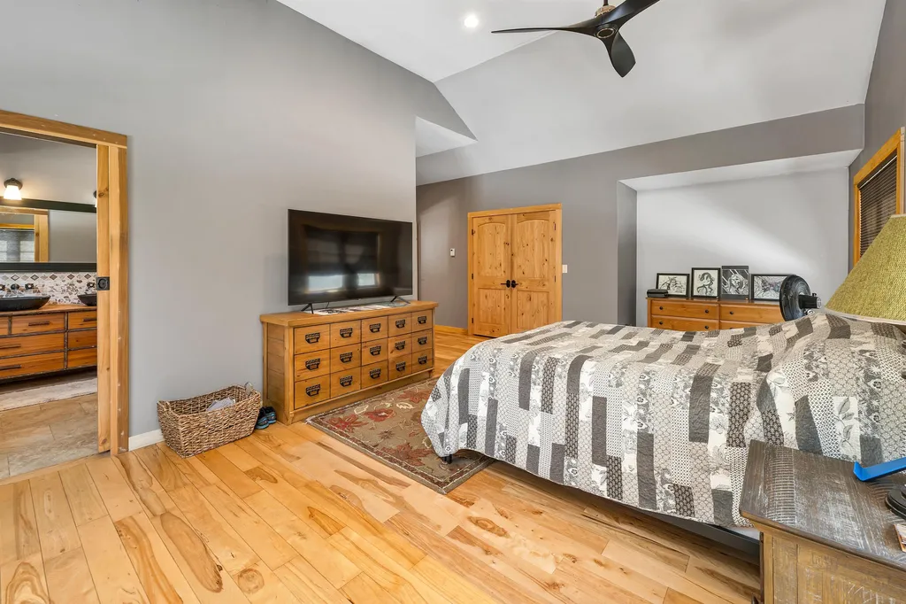 77 Hatch Corner Road Meredith NH 03253