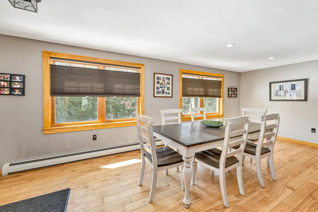 77 Hatch Corner Road Meredith NH 03253