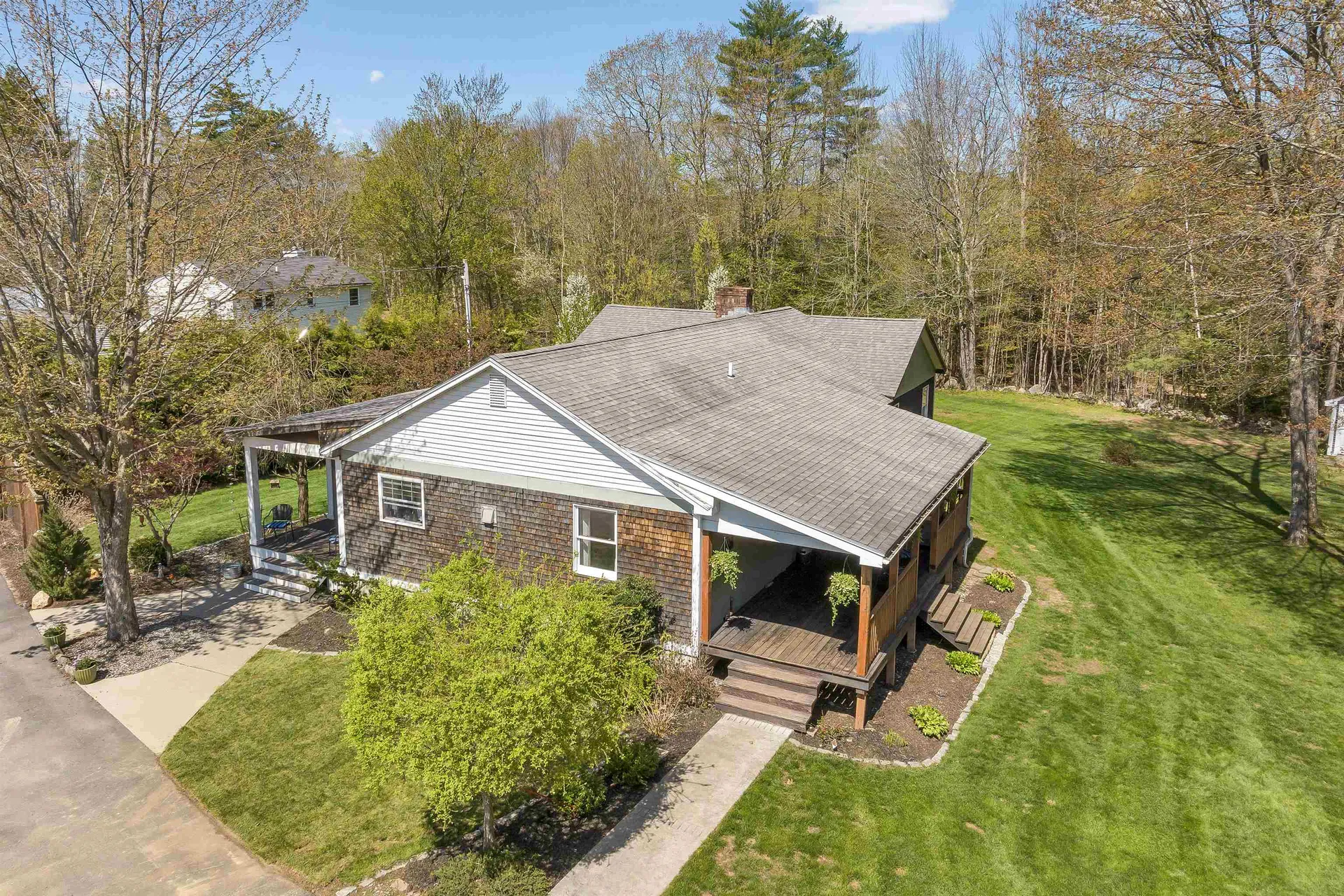 77 Hatch Corner Road Meredith NH 03253
