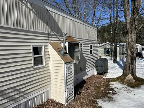 365 Old Lake Shore Road Gilford NH 03249