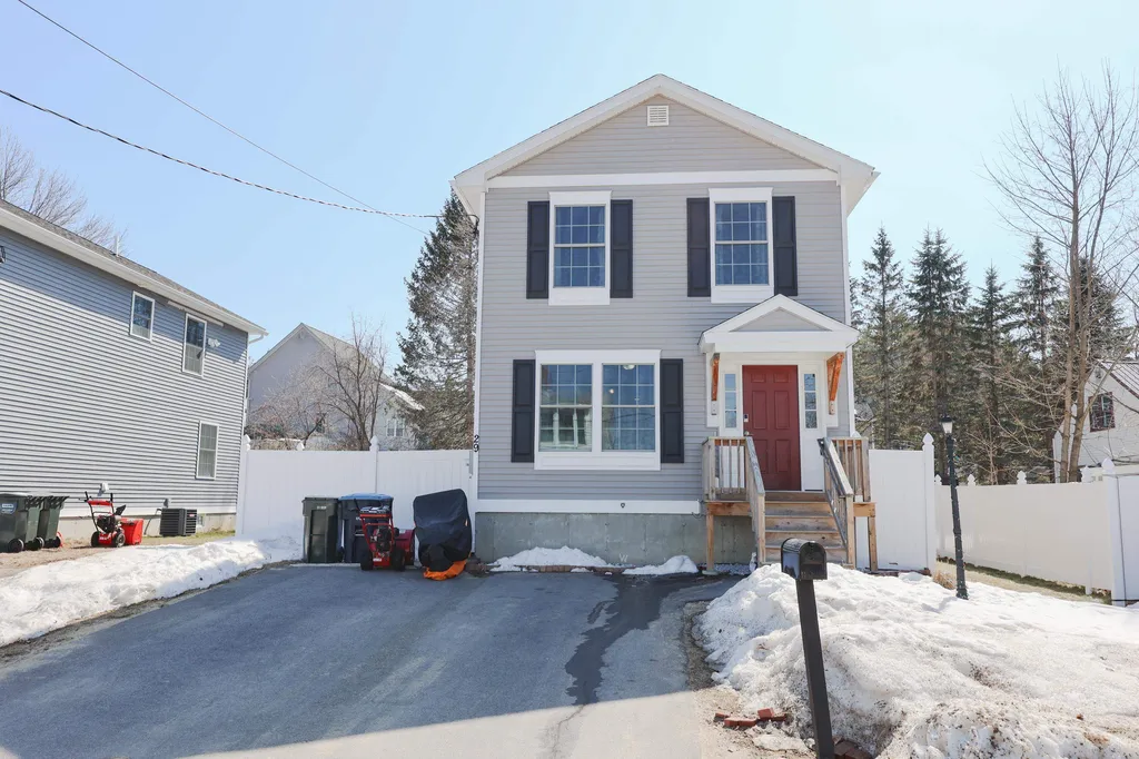 29 Cross Street Allenstown NH 03275