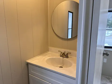 27 Monadnock Drive Rochester NH 03867