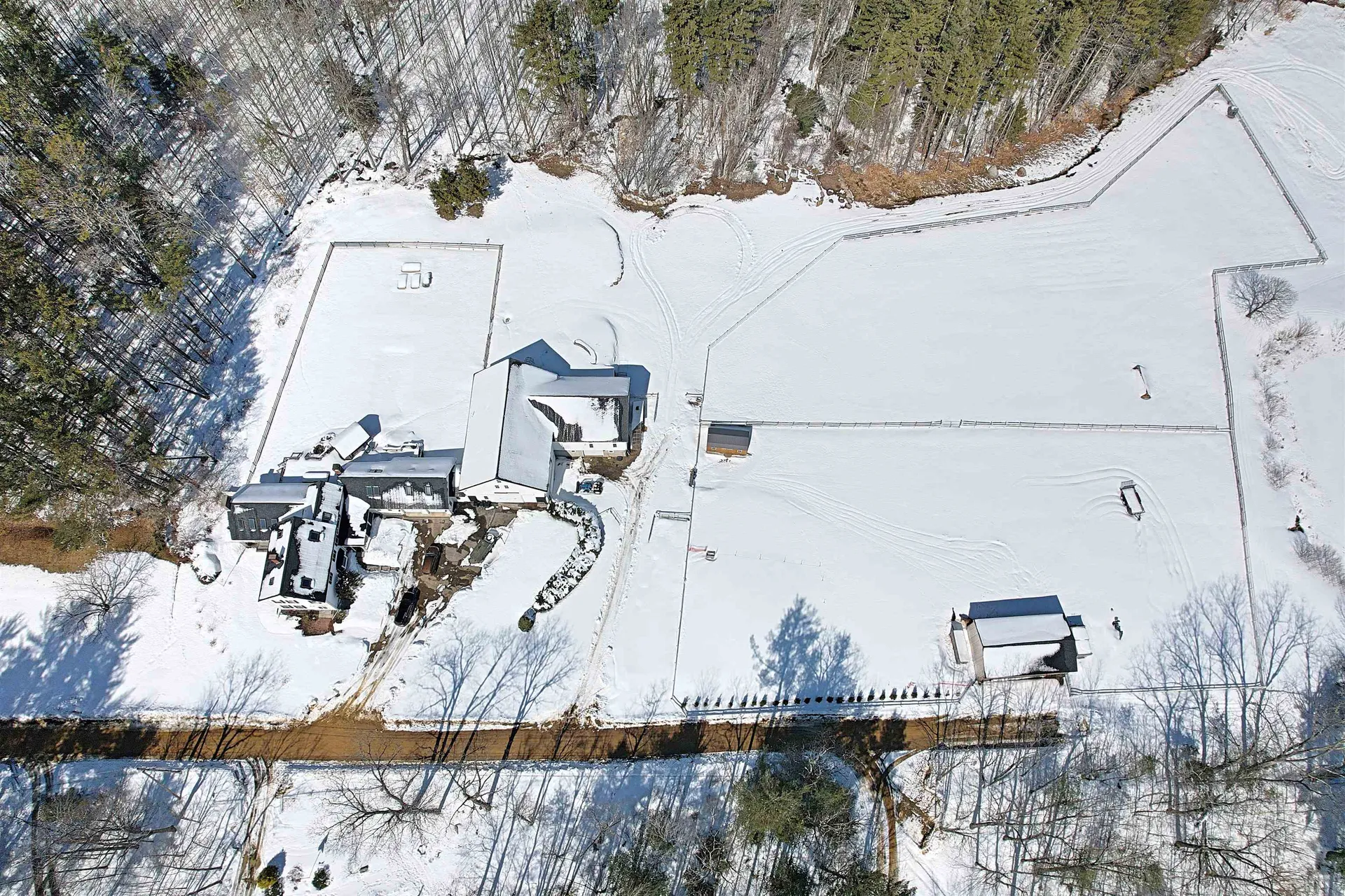 12 Davis Road Sanbornton NH 03269