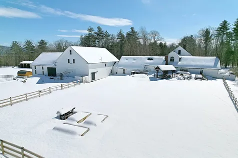 12 Davis Road Sanbornton NH 03269