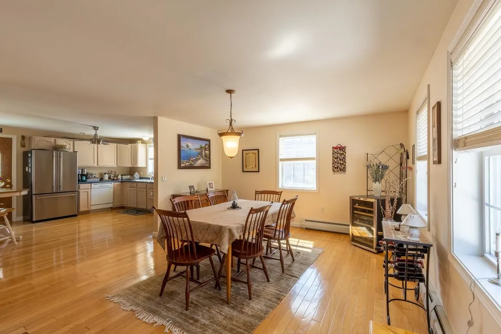 11 Hollywood Beach Road Alton NH 03809