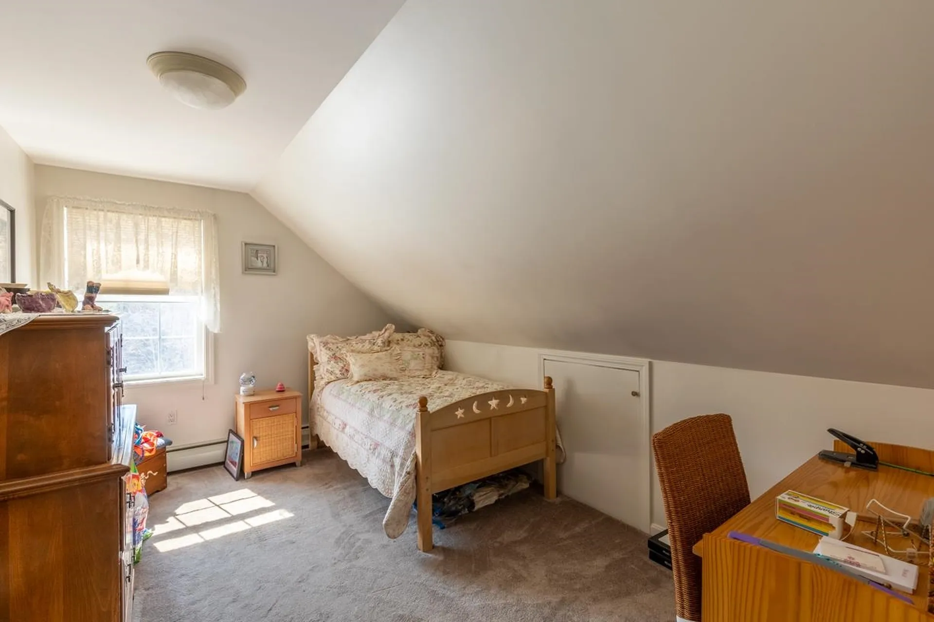 11 Hollywood Beach Road Alton NH 03809