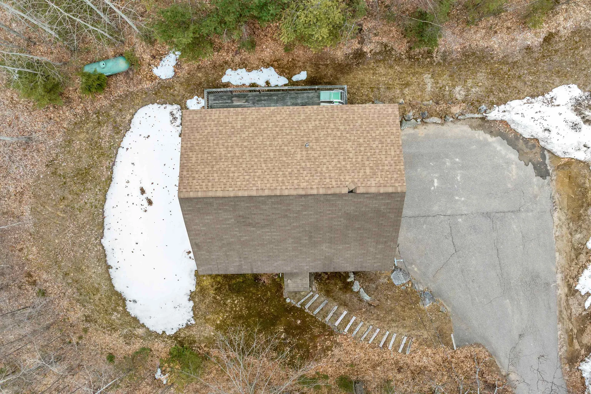 11 Hollywood Beach Road Alton NH 03809