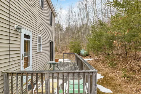 11 Hollywood Beach Road Alton NH 03809
