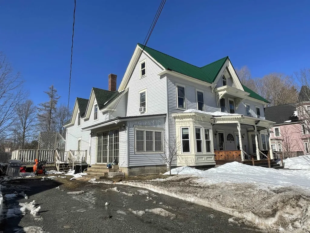 23 Pleasant Street Hillsborough NH 03244