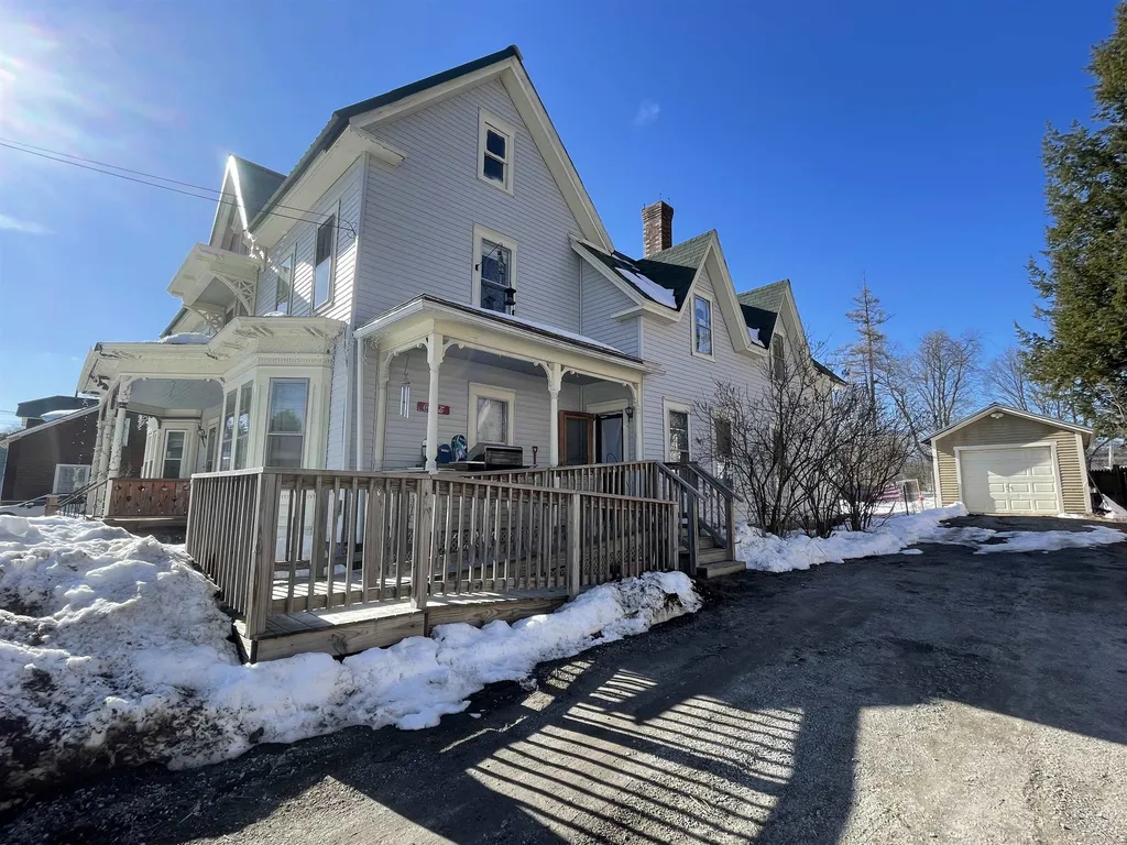 23 Pleasant Street Hillsborough NH 03244