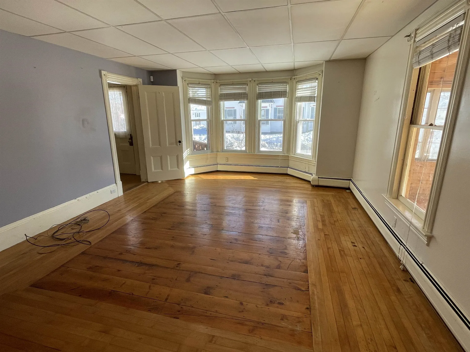 23 Pleasant Street Hillsborough NH 03244