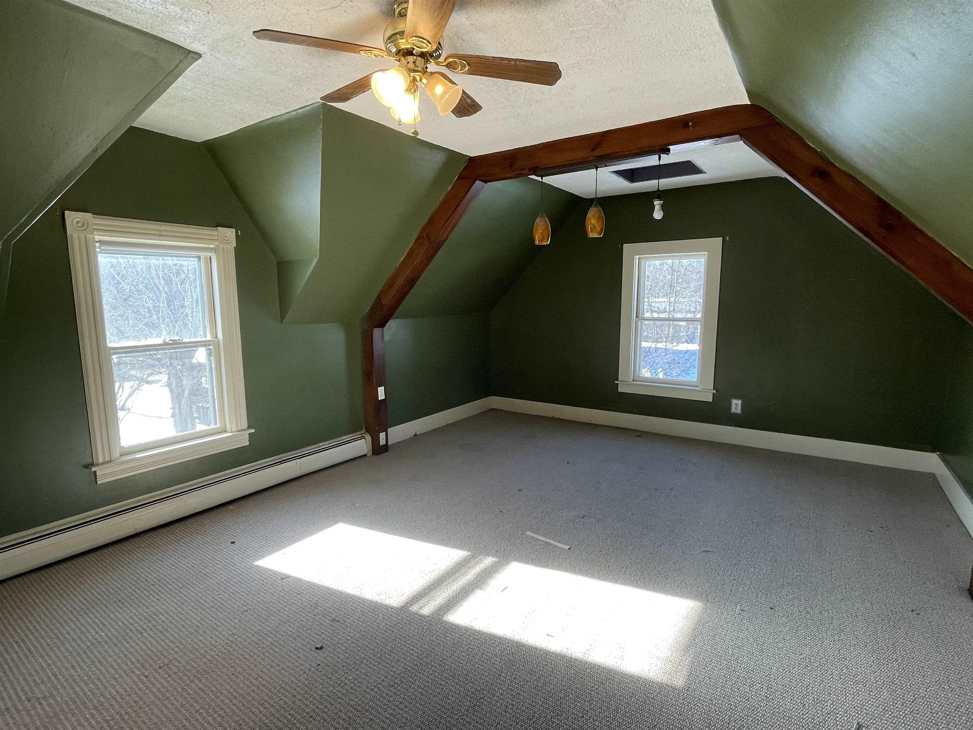 23 Pleasant Street Hillsborough NH 03244