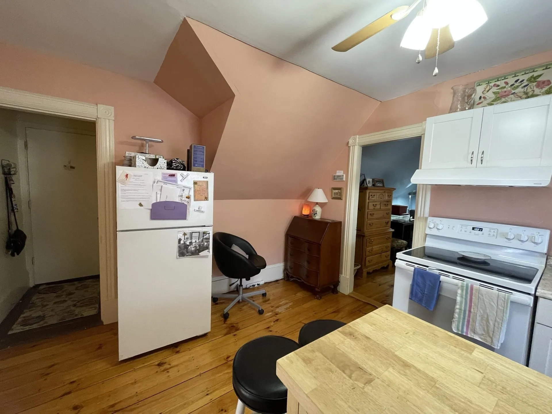 23 Pleasant Street Hillsborough NH 03244