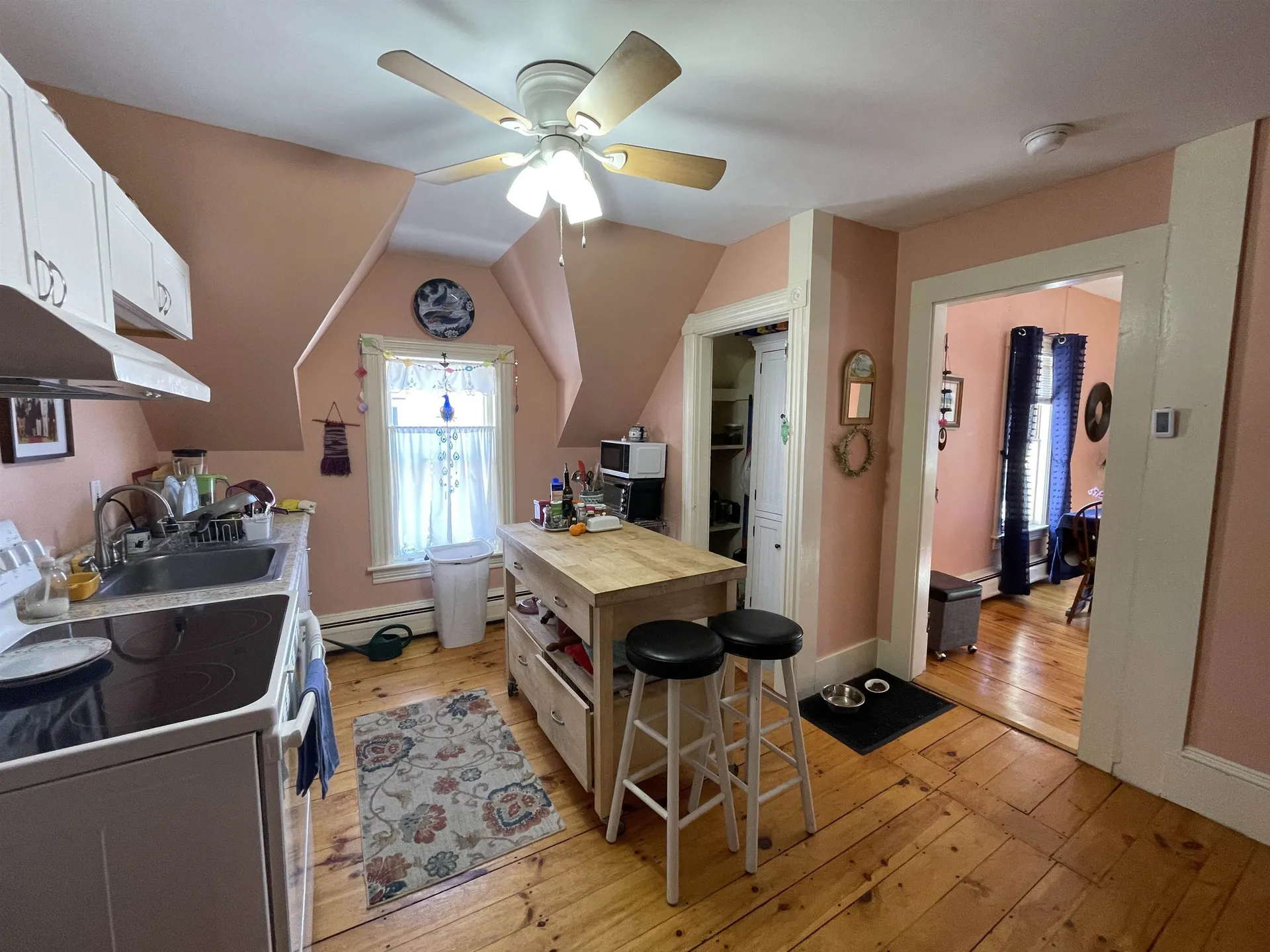 23 Pleasant Street Hillsborough NH 03244