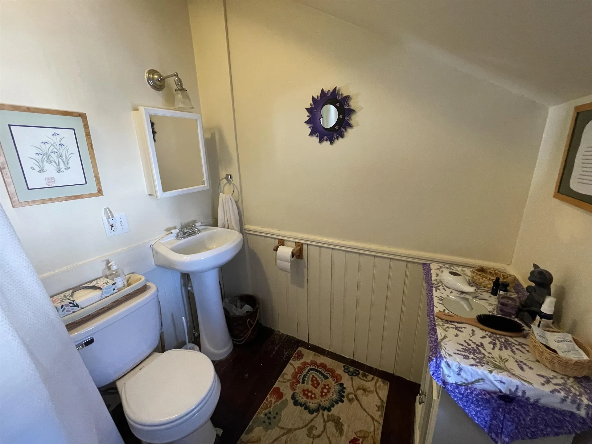 23 Pleasant Street Hillsborough NH 03244