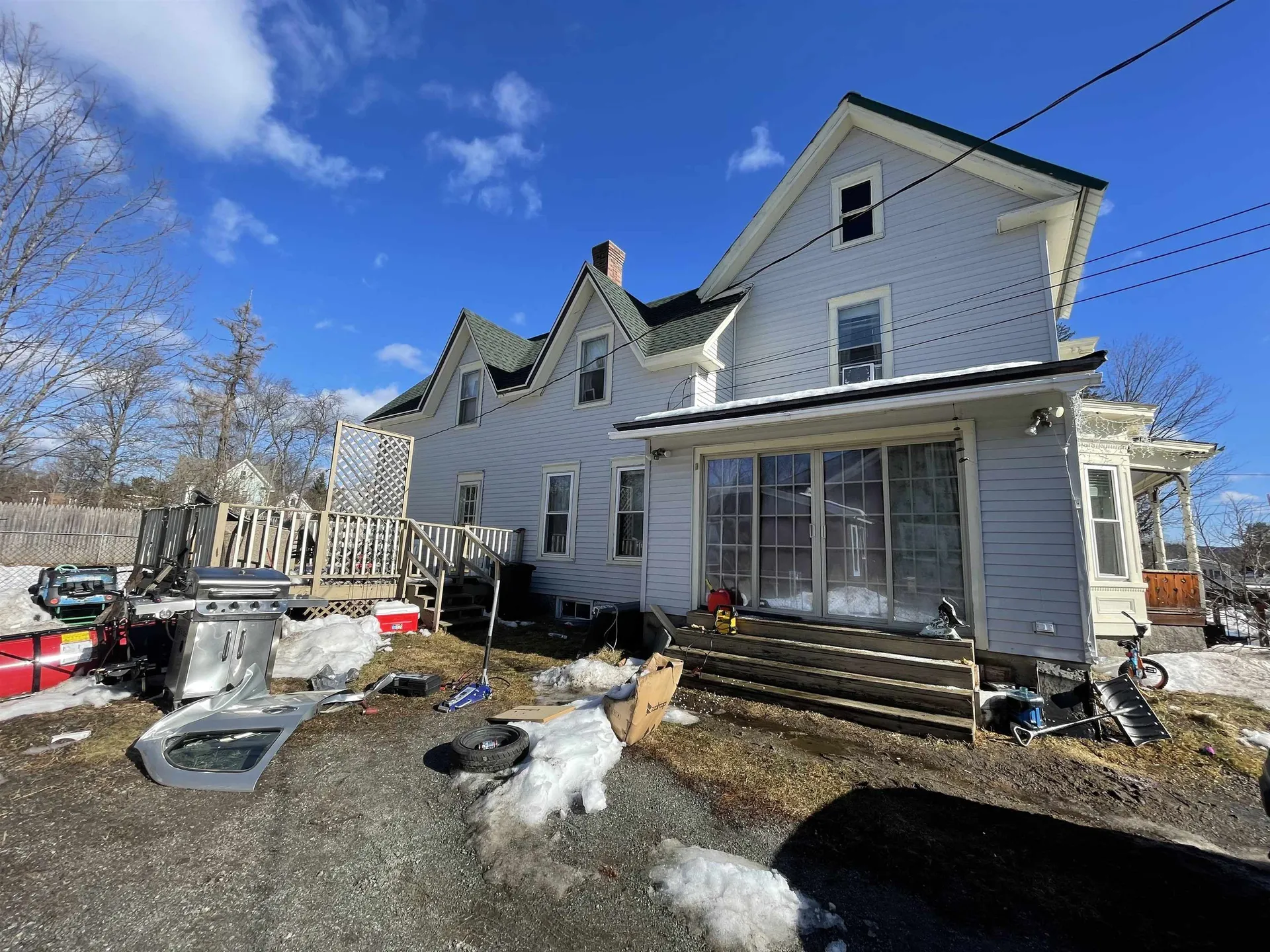 23 Pleasant Street Hillsborough NH 03244
