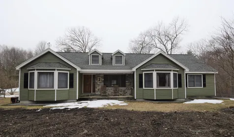 2 Lamprey Road Kingston NH 03848
