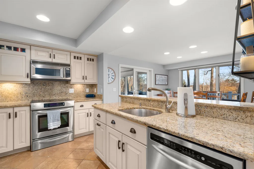 3 Rocky Point Lane Meredith NH 03253