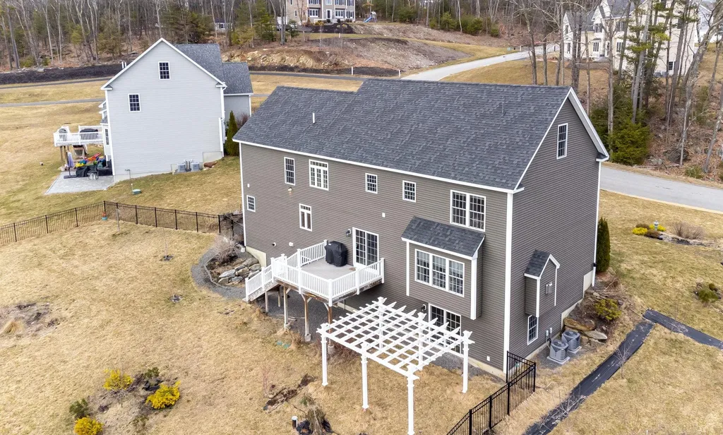 64 Northland Road Windham NH 03087