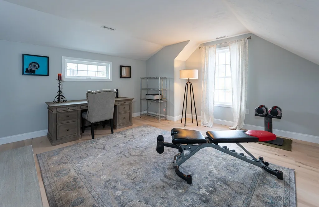 64 Northland Road Windham NH 03087