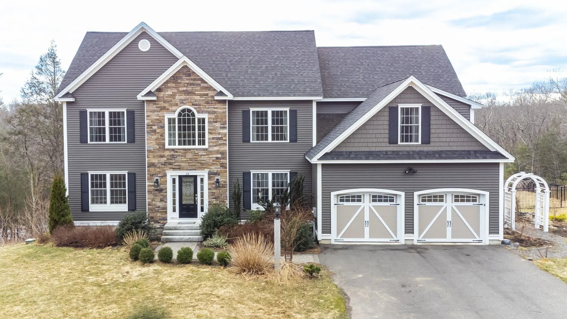 64 Northland Road Windham NH 03087