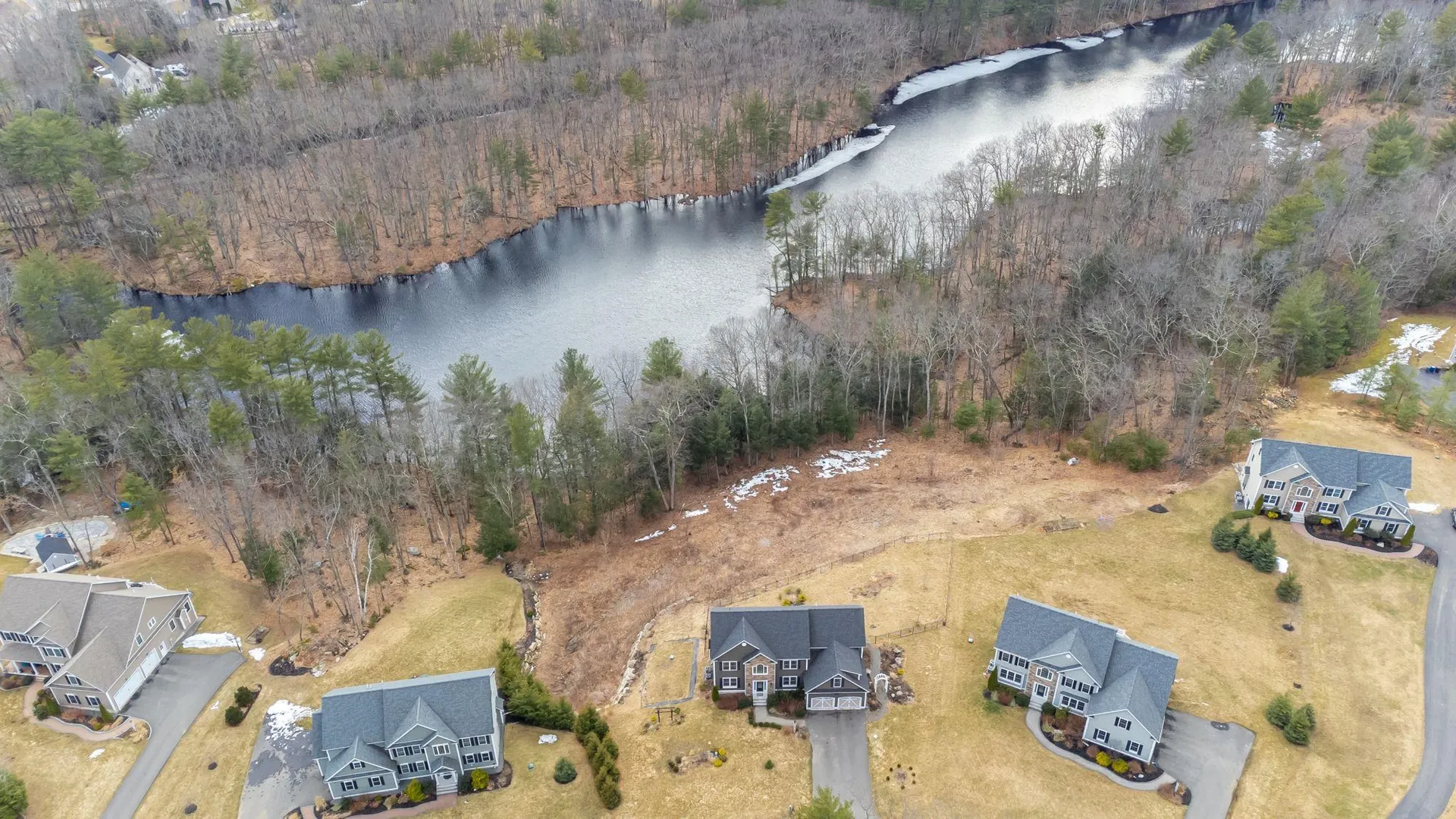 64 Northland Road Windham NH 03087