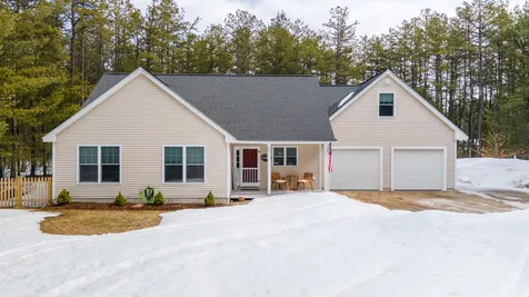 228 Silver Pine Lane Tamworth NH 03886