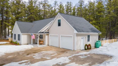 228 Silver Pine Lane Tamworth NH 03886