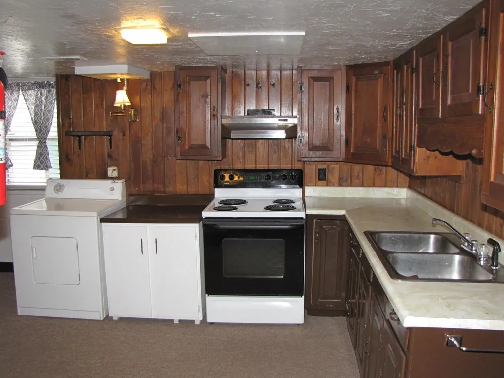 262 Pinewood Road Allenstown NH 03275